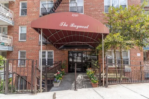 $225,000 | 2750 Johnson Avenue, Unit 6E | Spuyten Duyvil