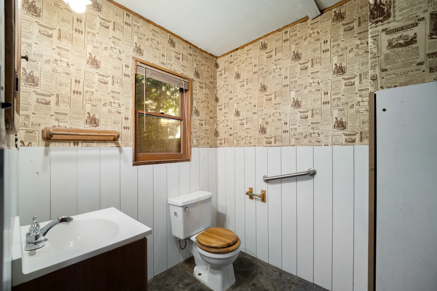 a view of outdoor space