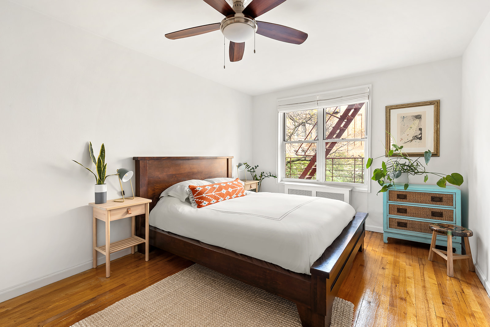 302 East 88th Street, Unit 4C Manhattan, NY 10128 - Photo 4 of 6