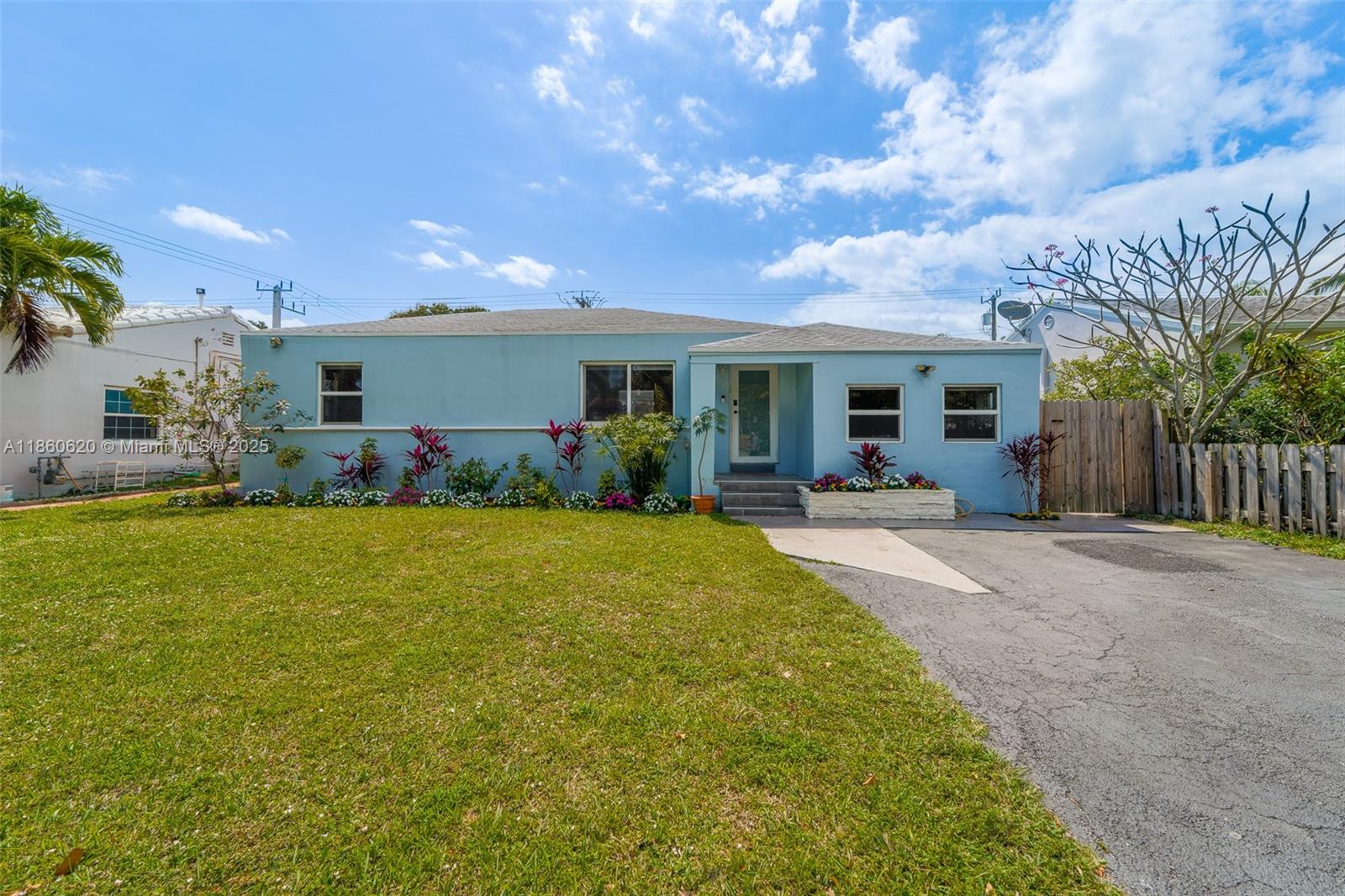 1504 Funston Street Hollywood, FL 33020 - Photo 15 of 26