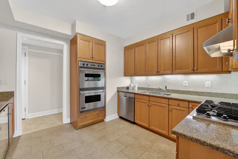 $1,575,000 | 1155 23rd Street Northwest, Unit 7C, Washington, DC 20037