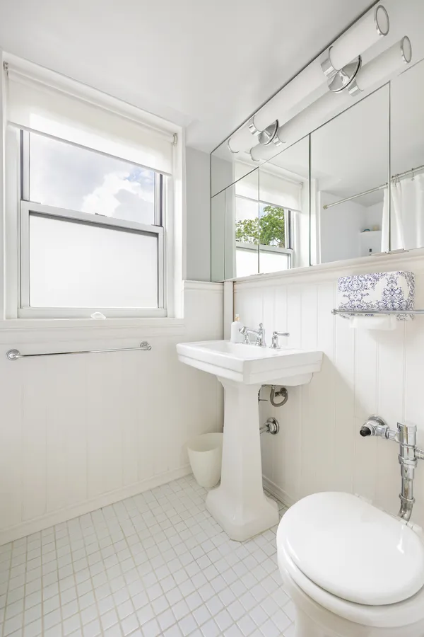 $460,000 | 35-11 85th Street, Unit 5H | Jackson Heights