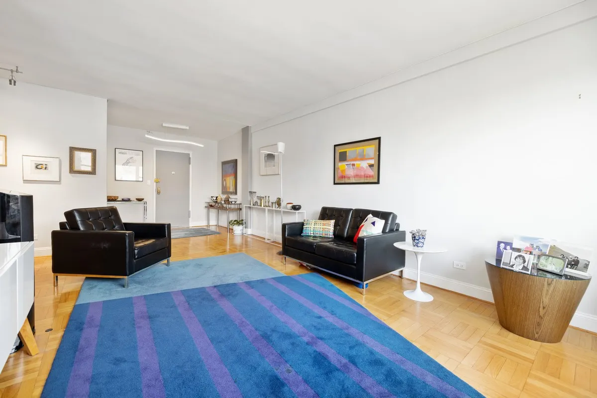 $359,000 | 3850 Hudson Manor Terrace, Unit 6DE | Riverdale