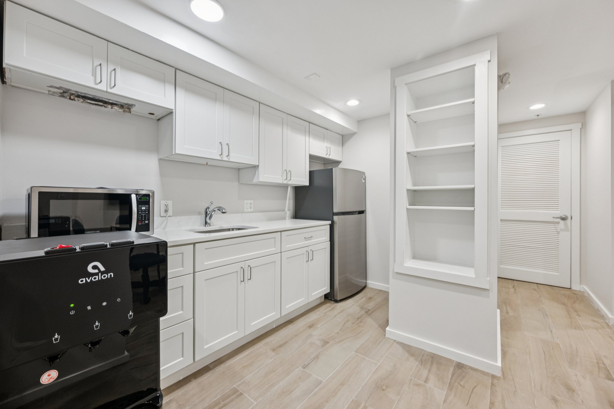 2708 Ontario Road Northwest Washington, DC 20009 - Photo 26 of 38