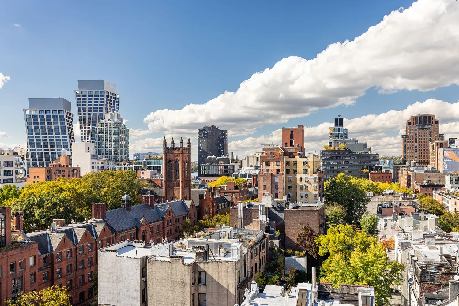 $2,249,000 | 360 West 22nd Street, Unit 12B | Chelsea