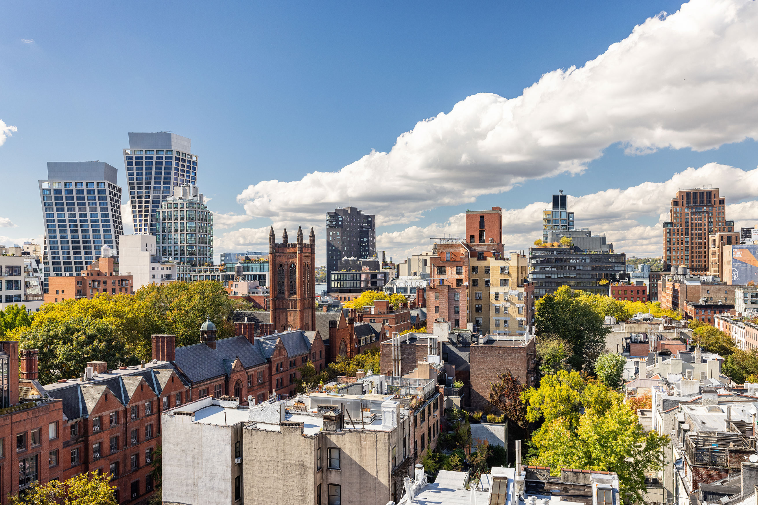 360 West 22nd Street, Unit 12B Manhattan, NY 10011 - Photo 4 of 16 a view of city