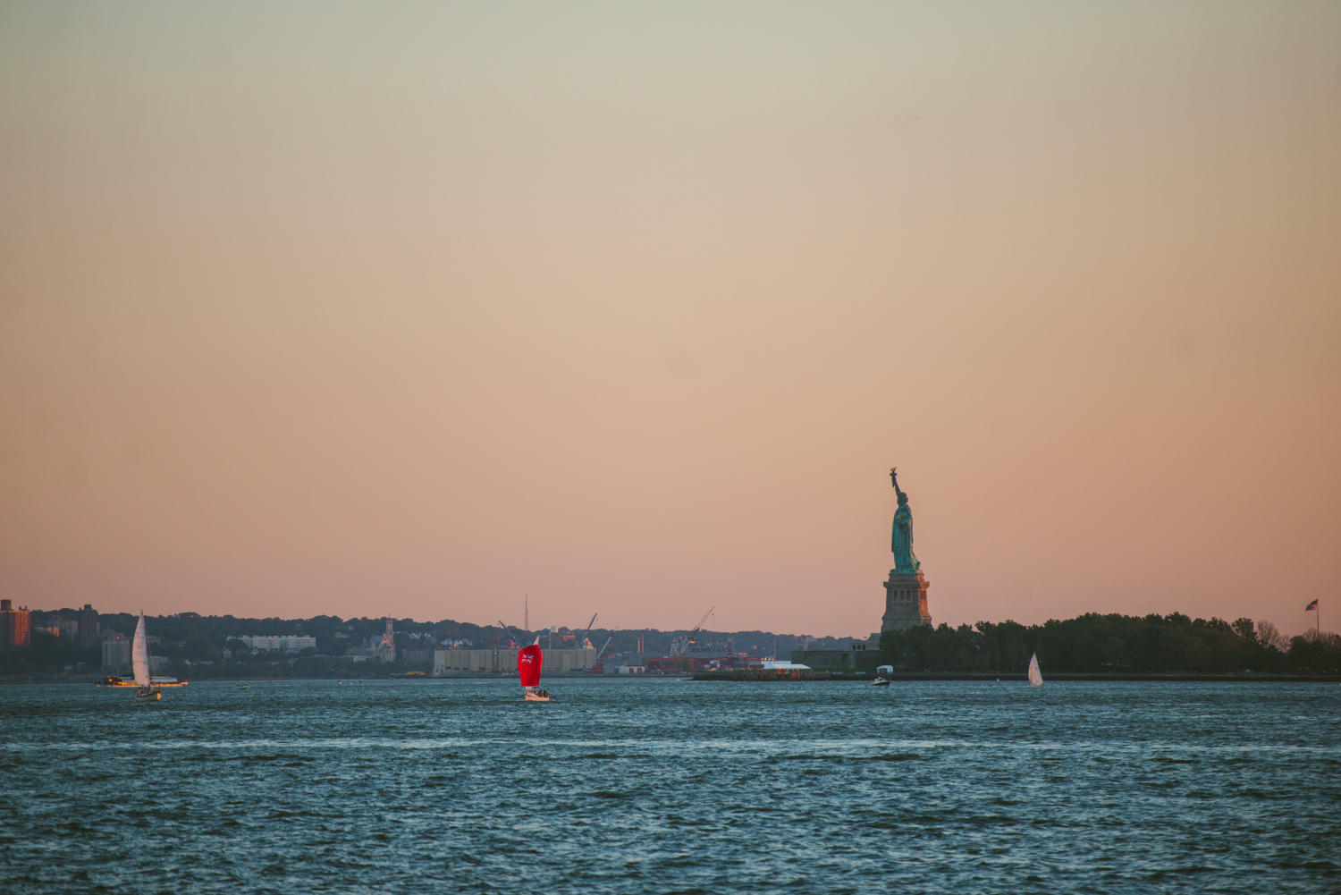 2 South End Avenue, Unit 7B Manhattan, NY 10280 - Photo 14 of 17 a view of lake view and mountain view