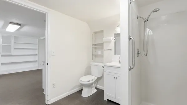 $379,000 | Des Moines Drive, Hermitage, TN 37076