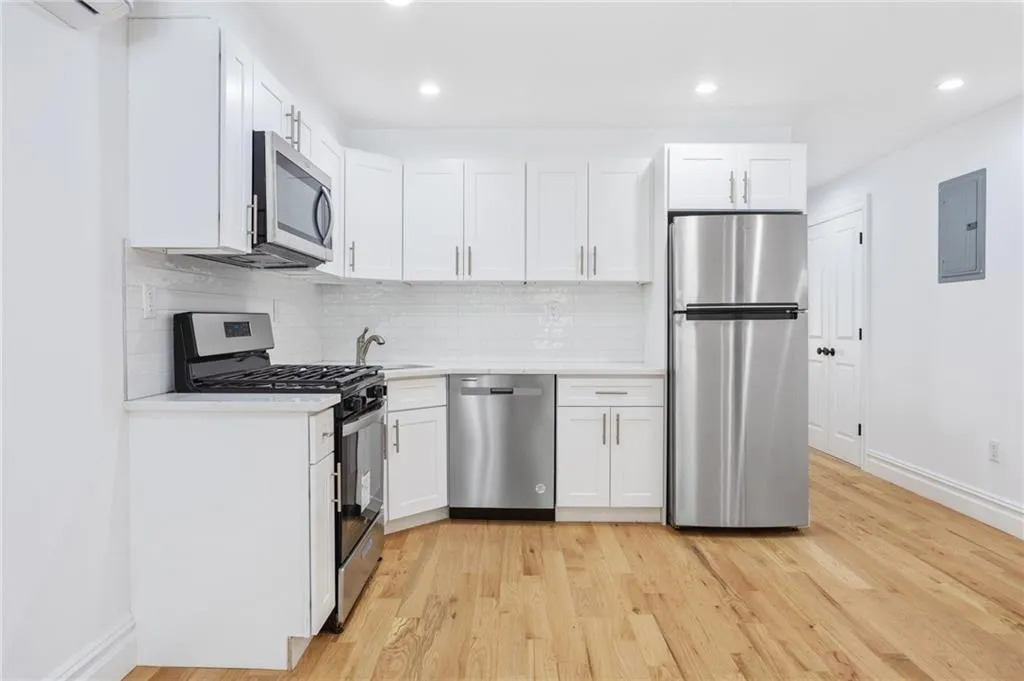 $2,700 | 760 Decatur Street, Unit 1 | Bedford-Stuyvesant