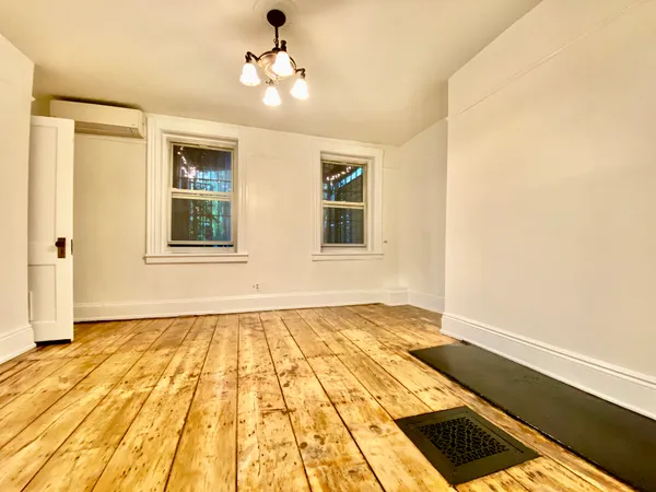 $3,995 | 119 Gates Avenue, Unit 1 | Clinton Hill