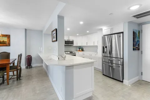 $545,000 | 1150 Hillsboro Mile, Unit 905, Hillsboro Beach, FL 33064