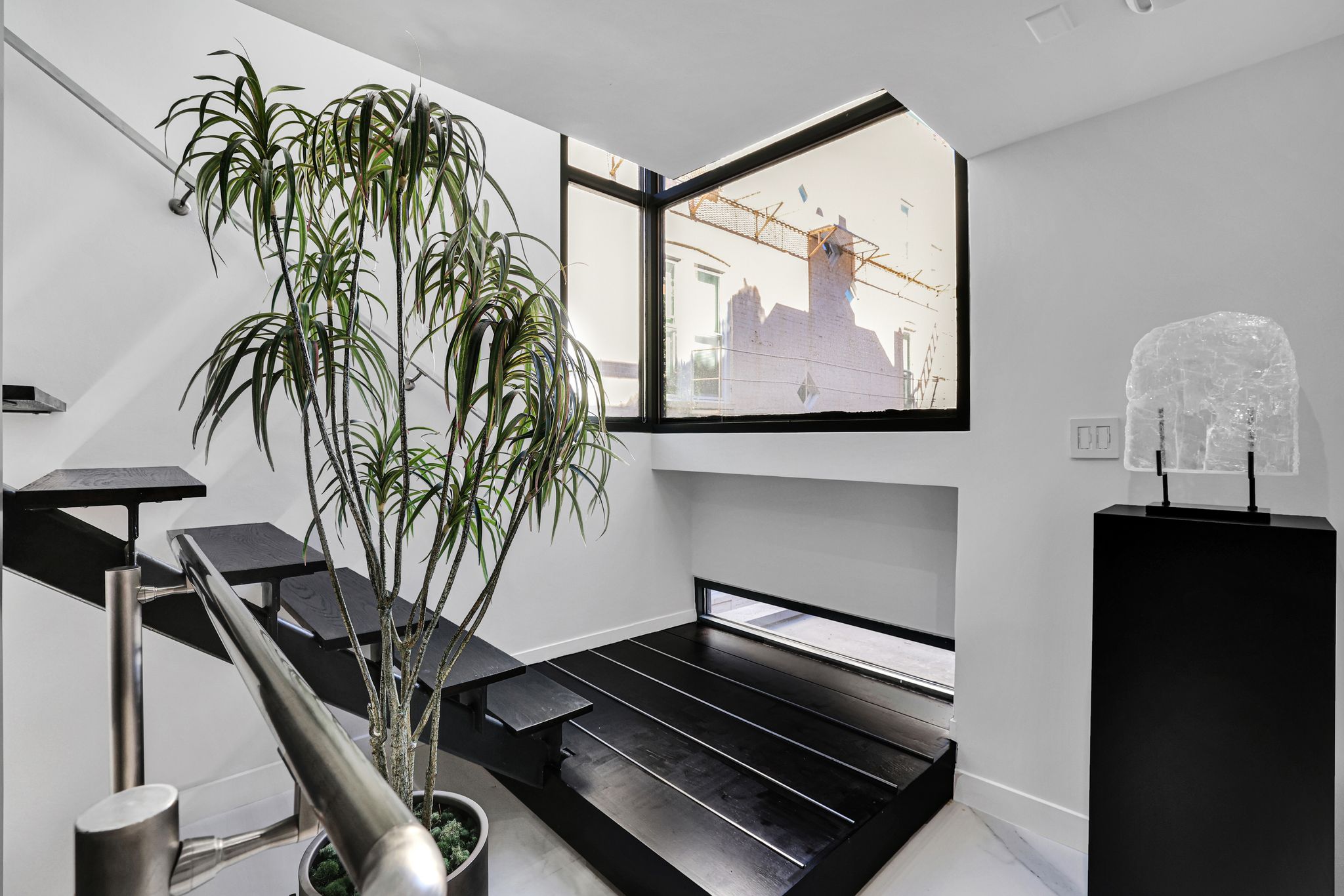 1630 19th Street Northwest, Unit C Washington, DC 20009 - Photo 27 of 45