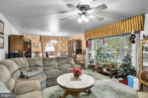 $375,000 | 606 Hamilton Drive, Cinnaminson, NJ 08077