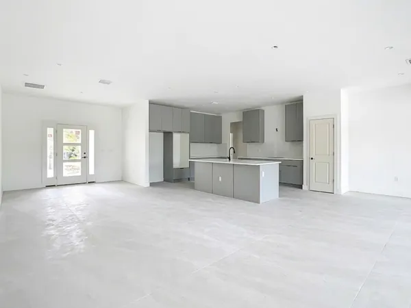 $849,000 | 7731 Pinedale Drive, Port Charlotte, FL 33981