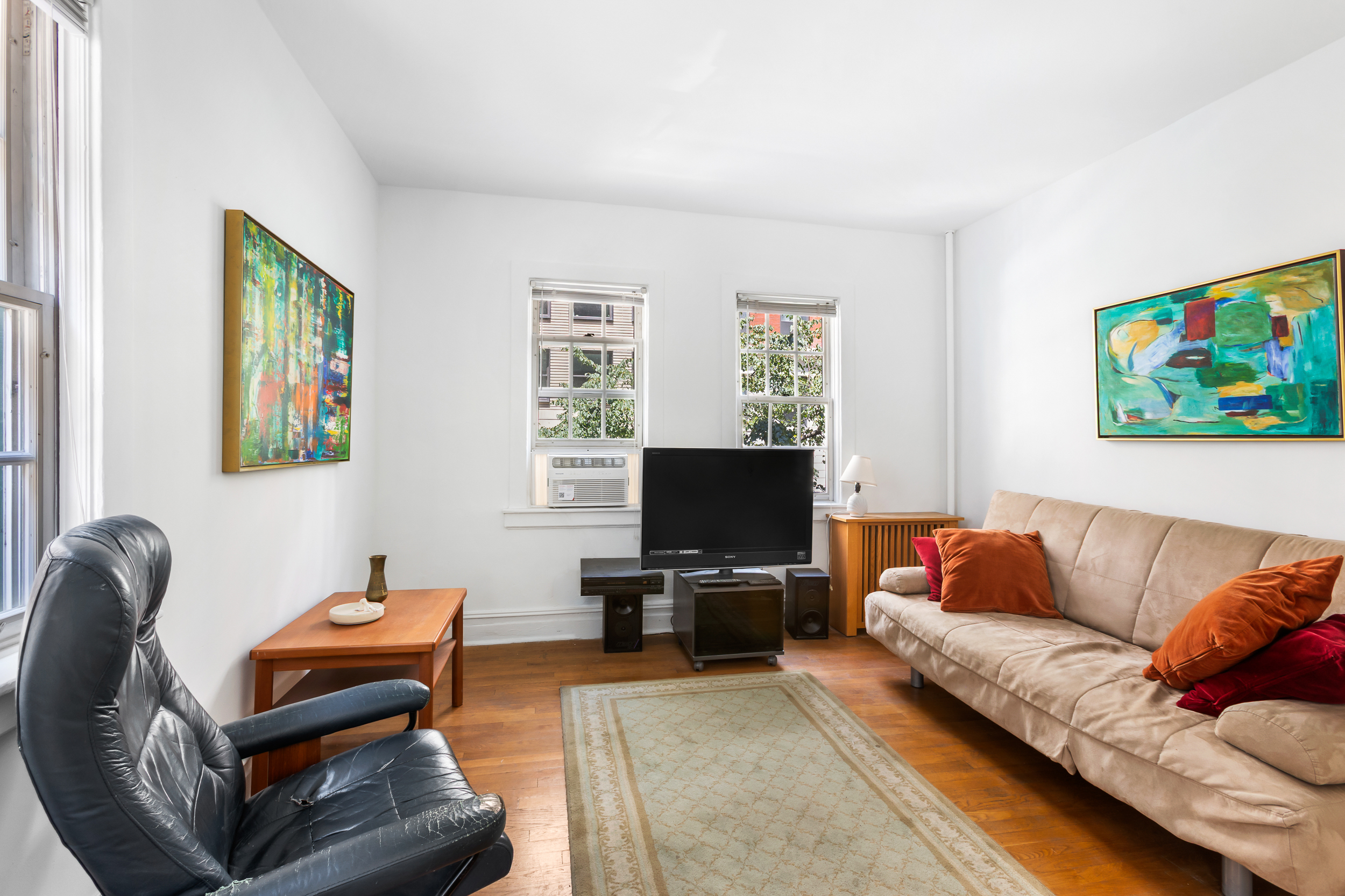 262 West 95th Street, Unit 2 Manhattan, NY 10025 - Photo 9 of 12 Gallery Image 9