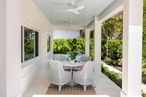 $5,900,000 | 757 Broad Court South, Naples, FL 34102