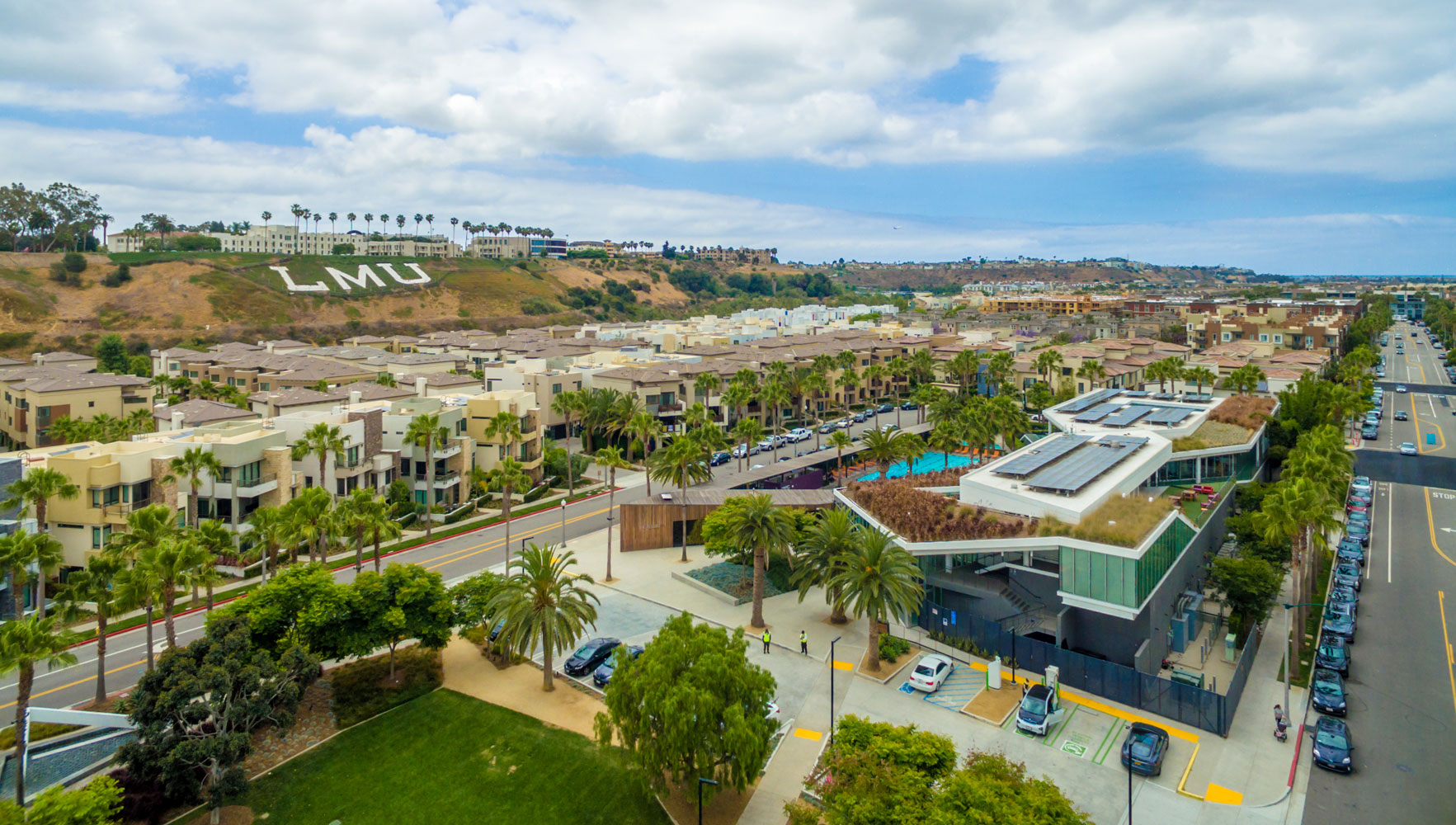 12963 West Runway Road Playa Vista, CA 90094 - Photo 33 of 39 a view of a city with lake