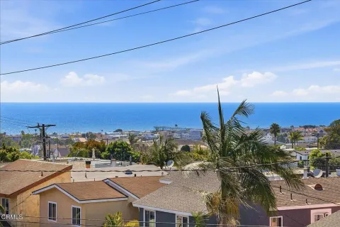 $1,995,000 | 1202 1st Street, Hermosa Beach, CA 90254