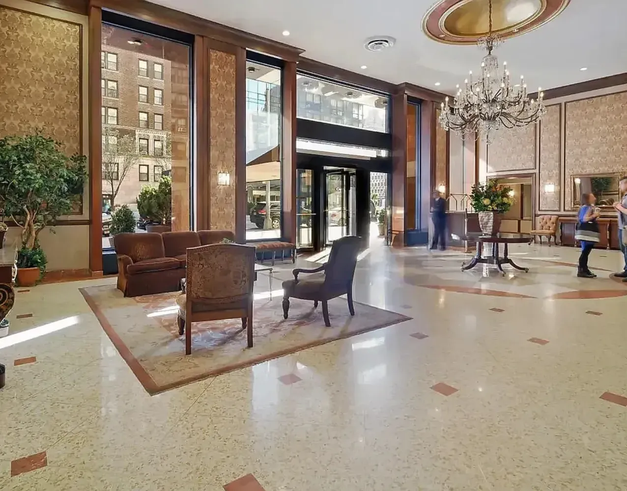 $4,400 | 301 East 79th Street, Unit 8R | Upper East Side