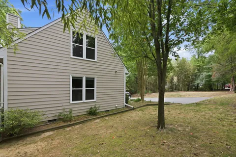 $435,000 | 101 Thomas Lane, Unit Undisclosed, Carrboro, NC 27510