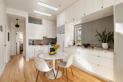 $1,400,000 | 445 1st Street, Unit 4 | Park Slope