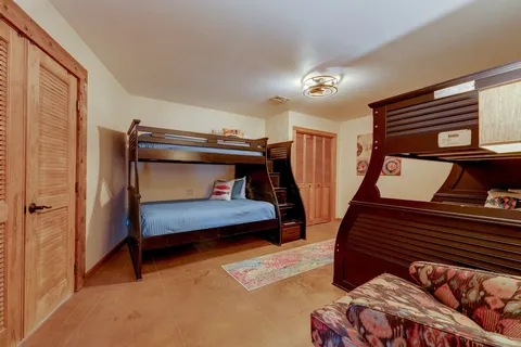 $1,495,000 | 21008 Lakeshore Drive West, Spicewood, TX 78669