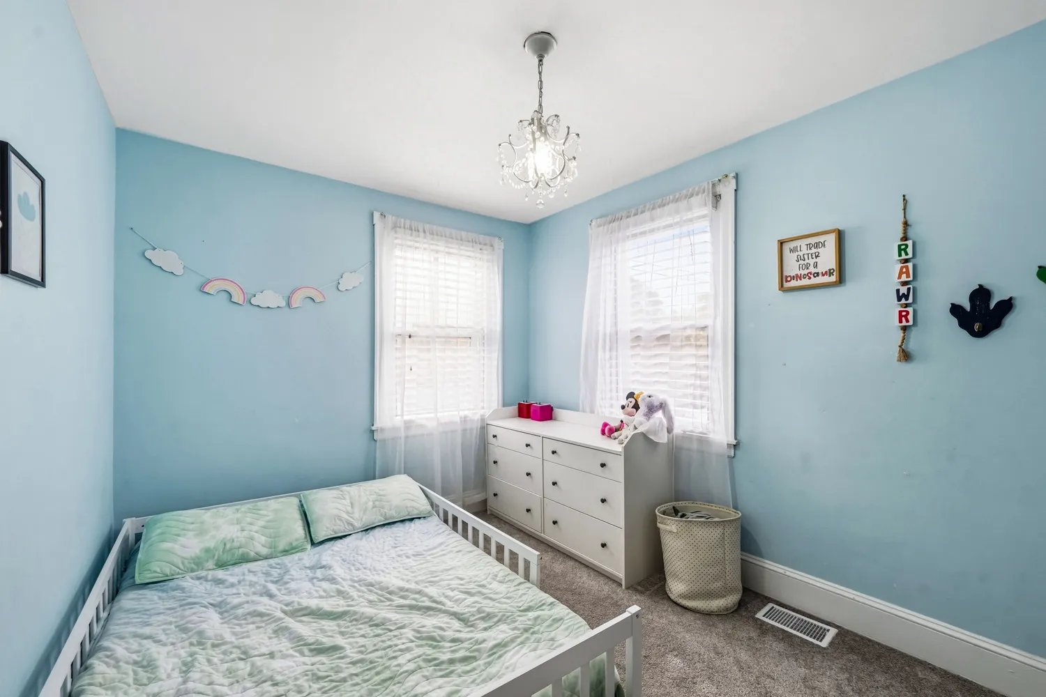 $349,900 | 8129 Hennig Street, Philadelphia, PA 19111