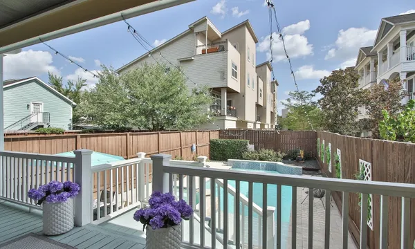 $774,000 | 1330 West 25th Street, Houston, TX 77008