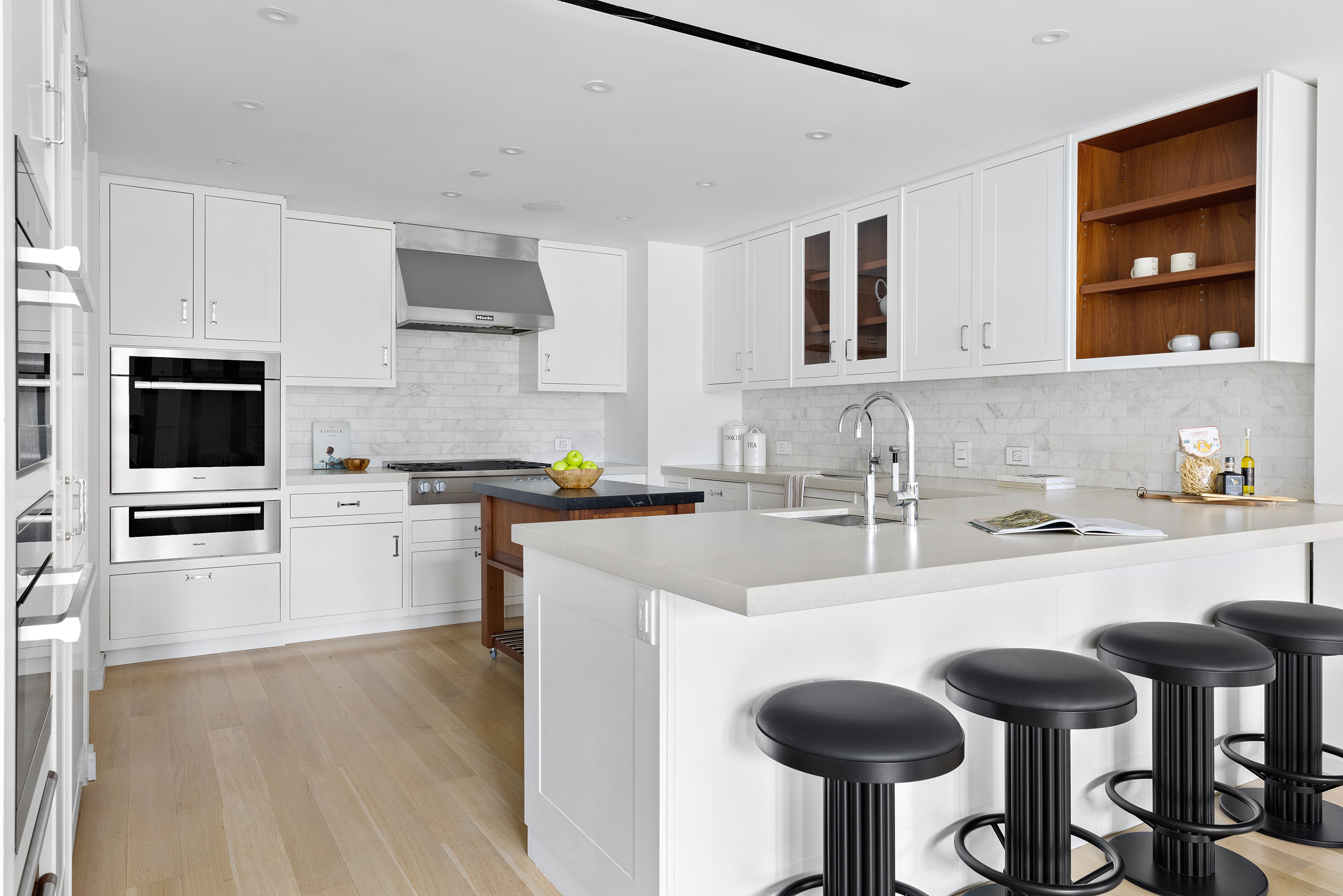 210 West 77th Street, Unit 10W Manhattan, NY 10024 - Photo 7 of 22