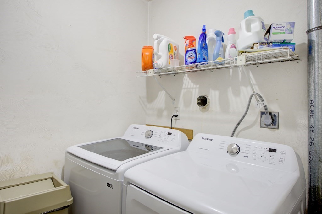 327 Commonwealth Avenue Boston, MA 02115 - Photo 26 of 26 a utility room with dryer and washer