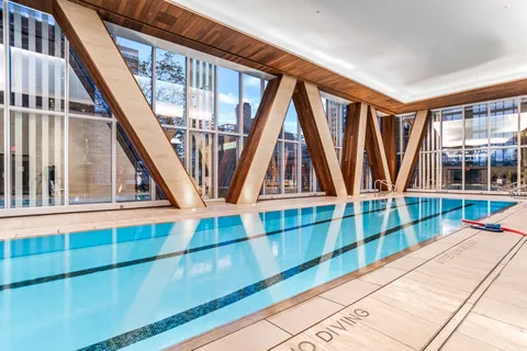 $4,200,000 | 1 West End Avenue, Unit 9D | Upper West Side