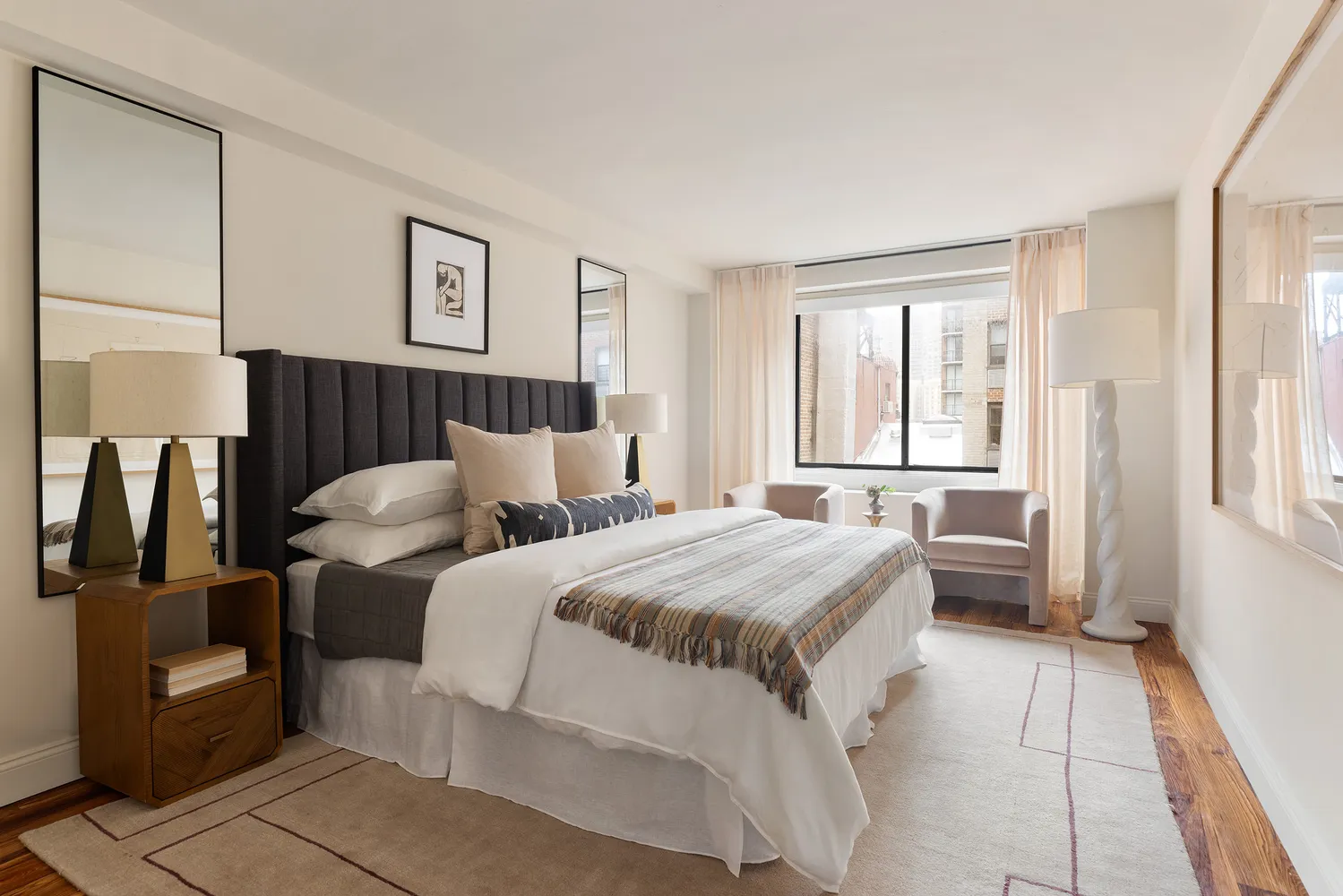 $1,460,000 | 345 East 73rd Street, Unit 9H | Lenox Hill