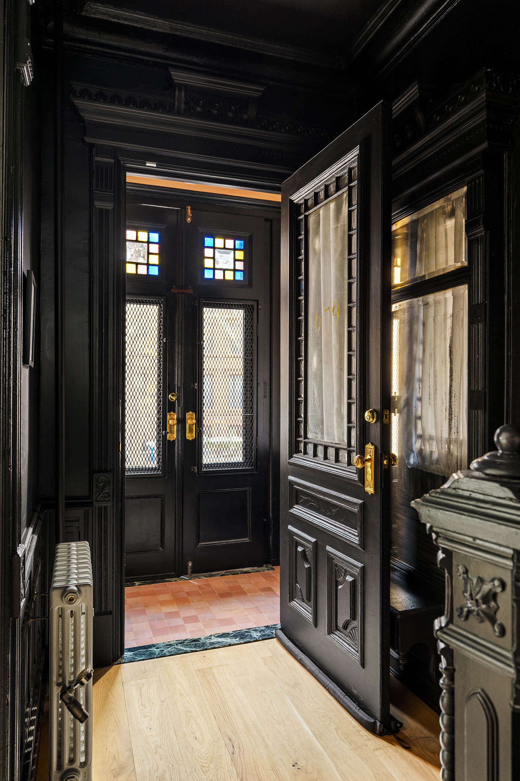 679 Putnam Avenue Brooklyn, NY 11221 - Photo 7 of 27 a view of living room
