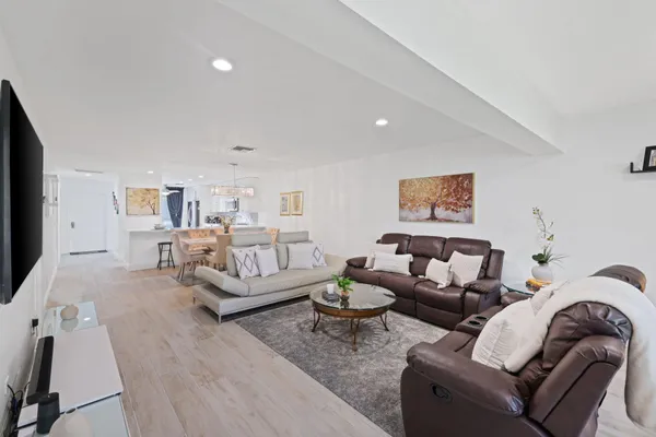 Contact Agent | 1031 Citrus Way, Unit 102D, Delray Beach, FL 33445