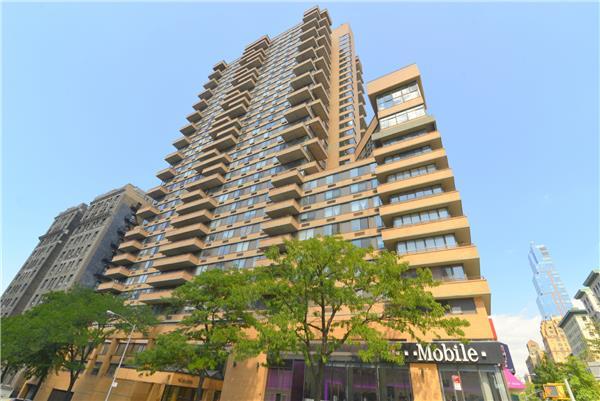 275 West 96th Street, Unit 12B Manhattan, NY 10025 - Photo 14 of 28 a front view of a building