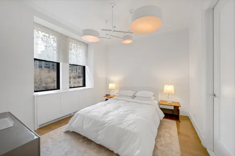 $5,999,000 | 235 West 75th Street, Unit 423 | Upper West Side