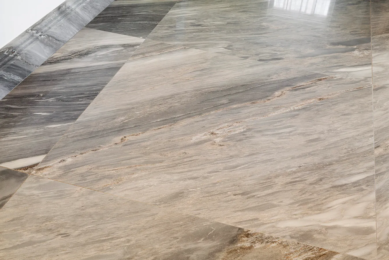 a front view of a door lock