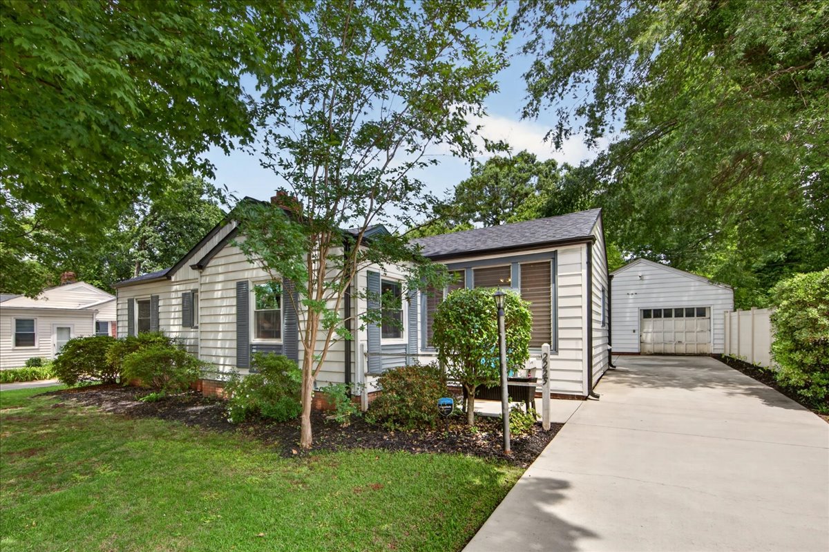 2225 Ashley Road Charlotte, NC 28208 - Photo 1 of 42