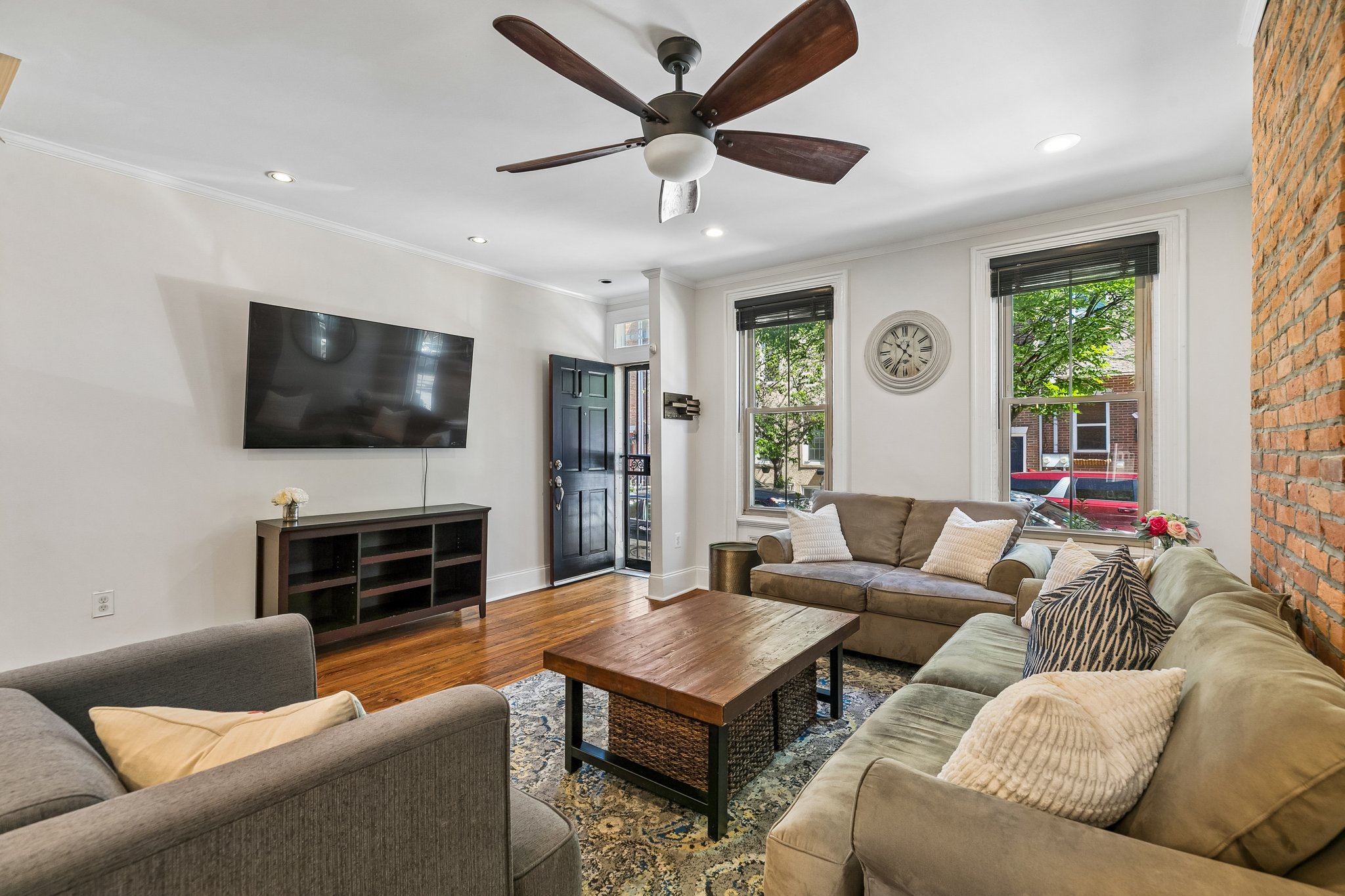 2128 Carpenter Street Philadelphia, PA 19146 - Photo 4 of 49