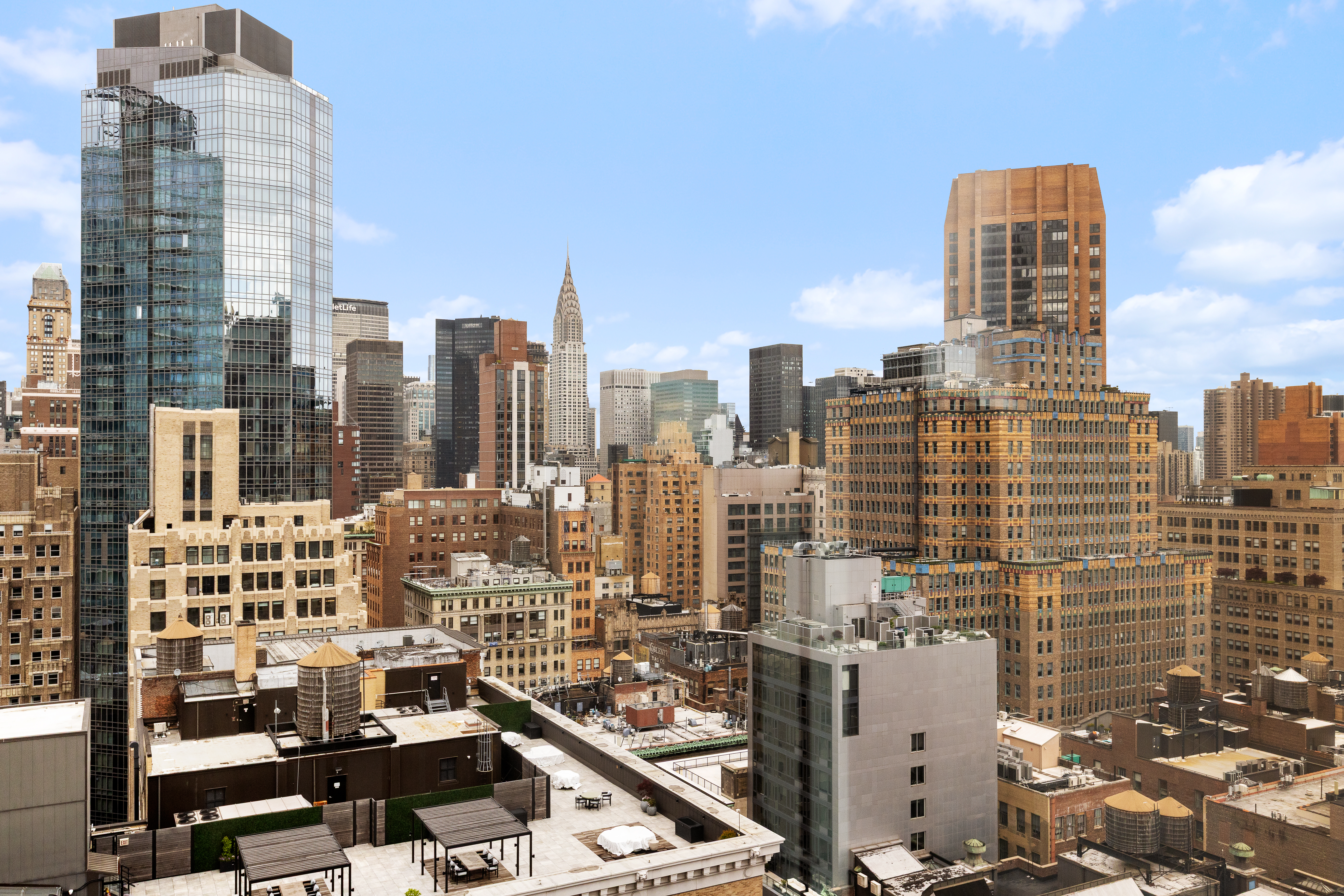 15 East 30th Street, Unit 26C Manhattan, NY 10016 - Photo 8 of 15 a view of city with tall buildings