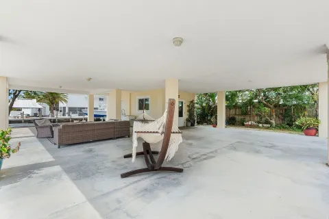 $1,689,000 | 365 Loeb Avenue, Key Largo, FL 33037