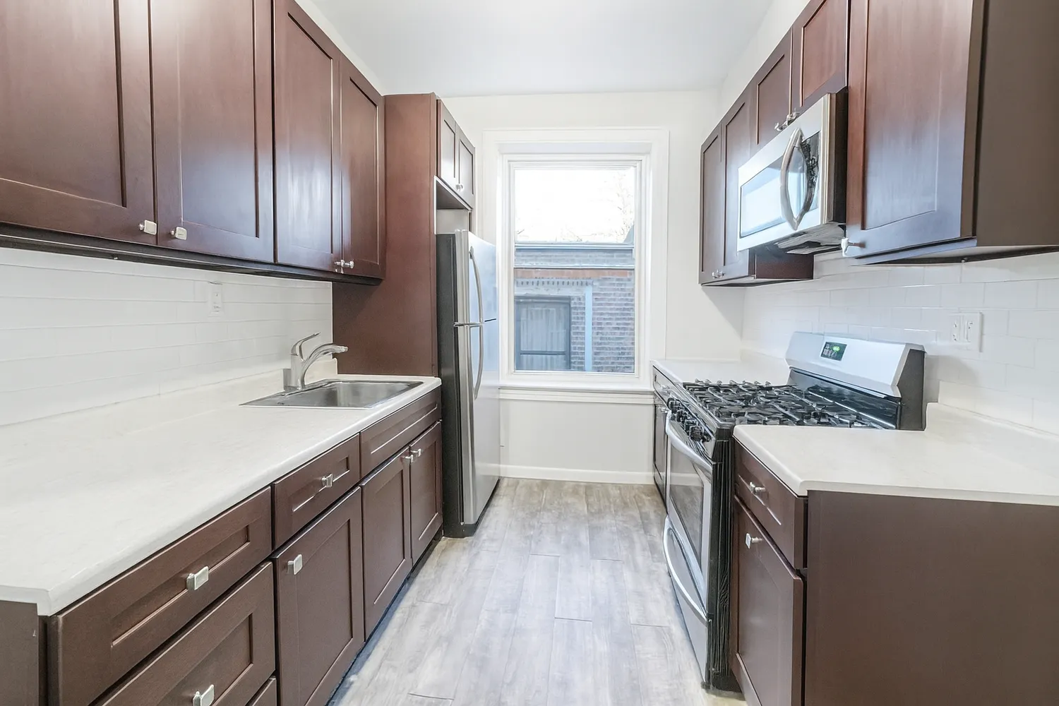 $2,500 | 191-13 42nd Avenue, Unit 2R | Auburndale