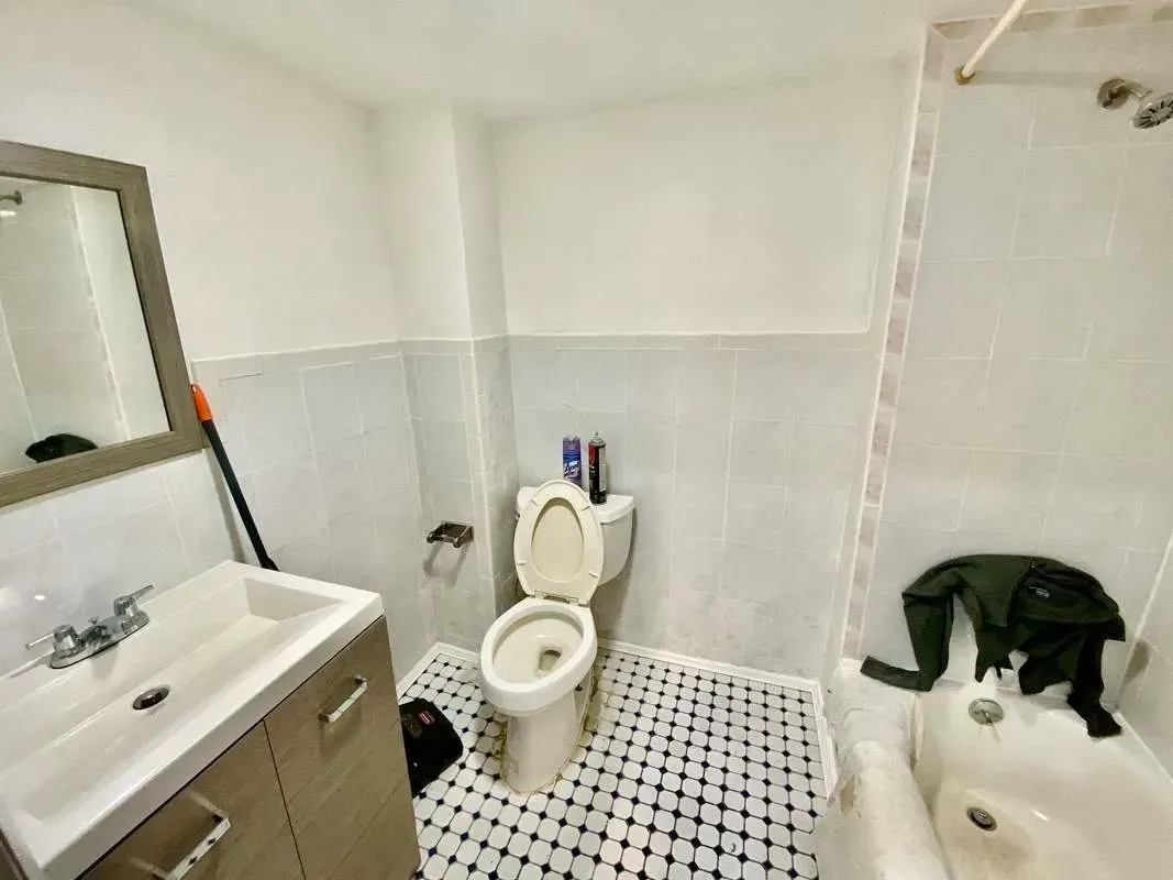 $2,995 | 168 17th Street, Unit 2 | Greenwood Heights