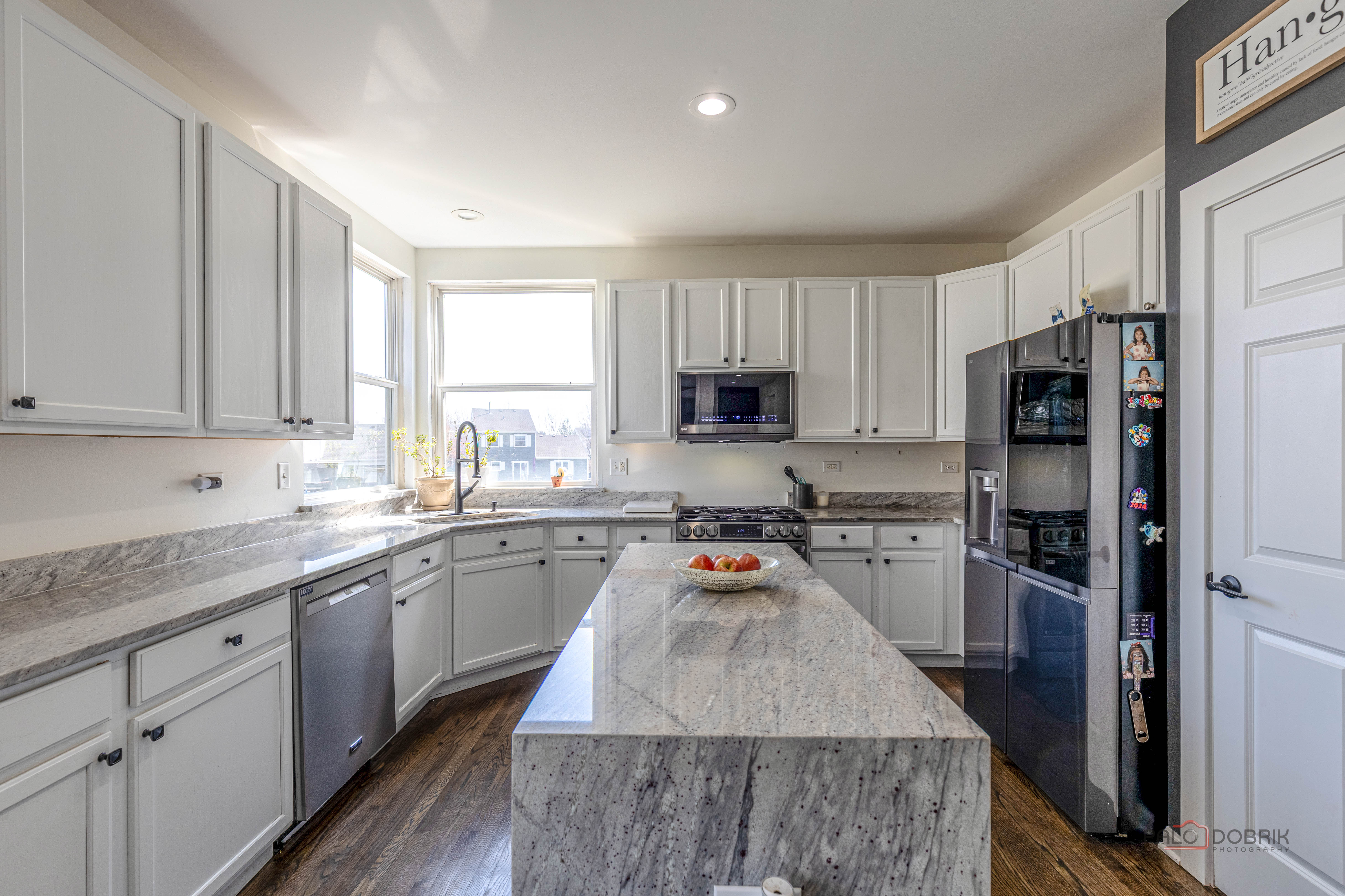 2212 Baxter Court Elgin, IL 60123 - Photo 16 of 46