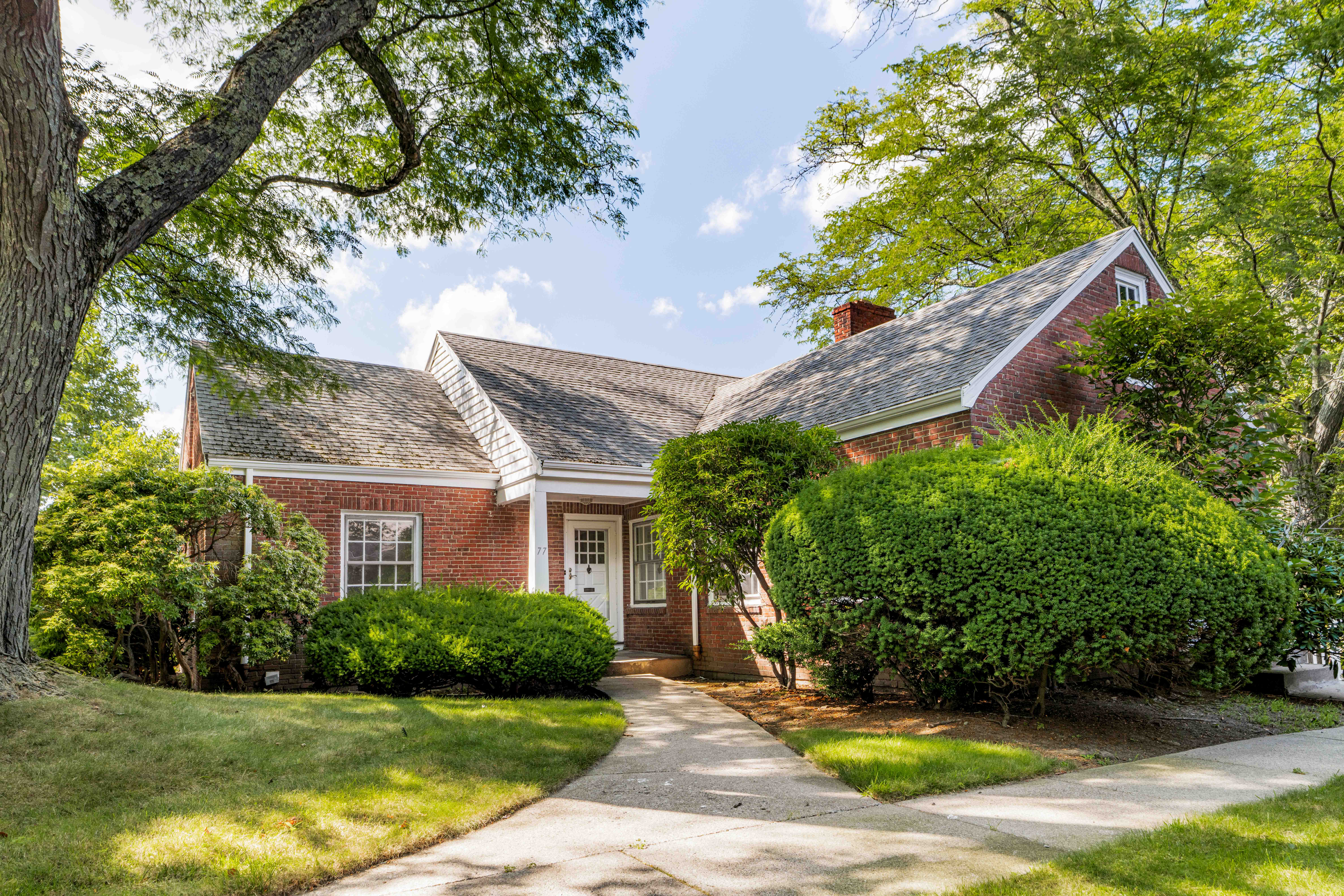 77 Jordan Road Brookline, MA 02446 - Photo 25 of 29 Gallery Image 25