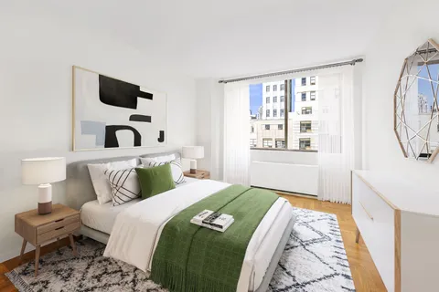 $1,499,000 | 350 West 50th Street, Unit 15F | Hell's Kitchen