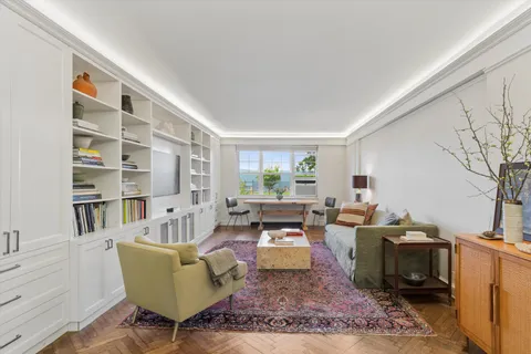 $1,375,000 | 120 Cabrini Boulevard, Unit 19 | Hudson Heights