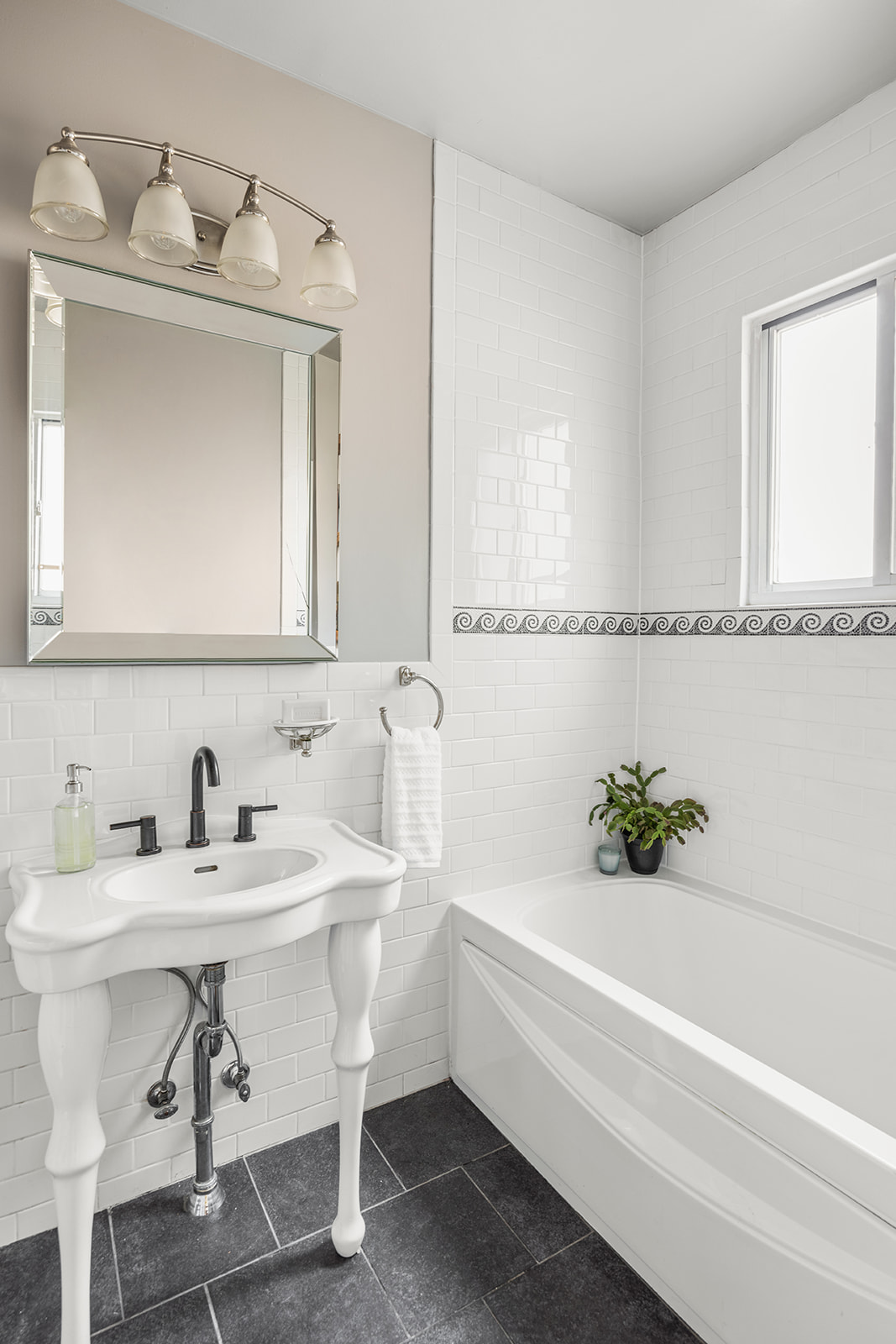 191 12th Street Brooklyn, NY 11215 - Photo 7 of 11