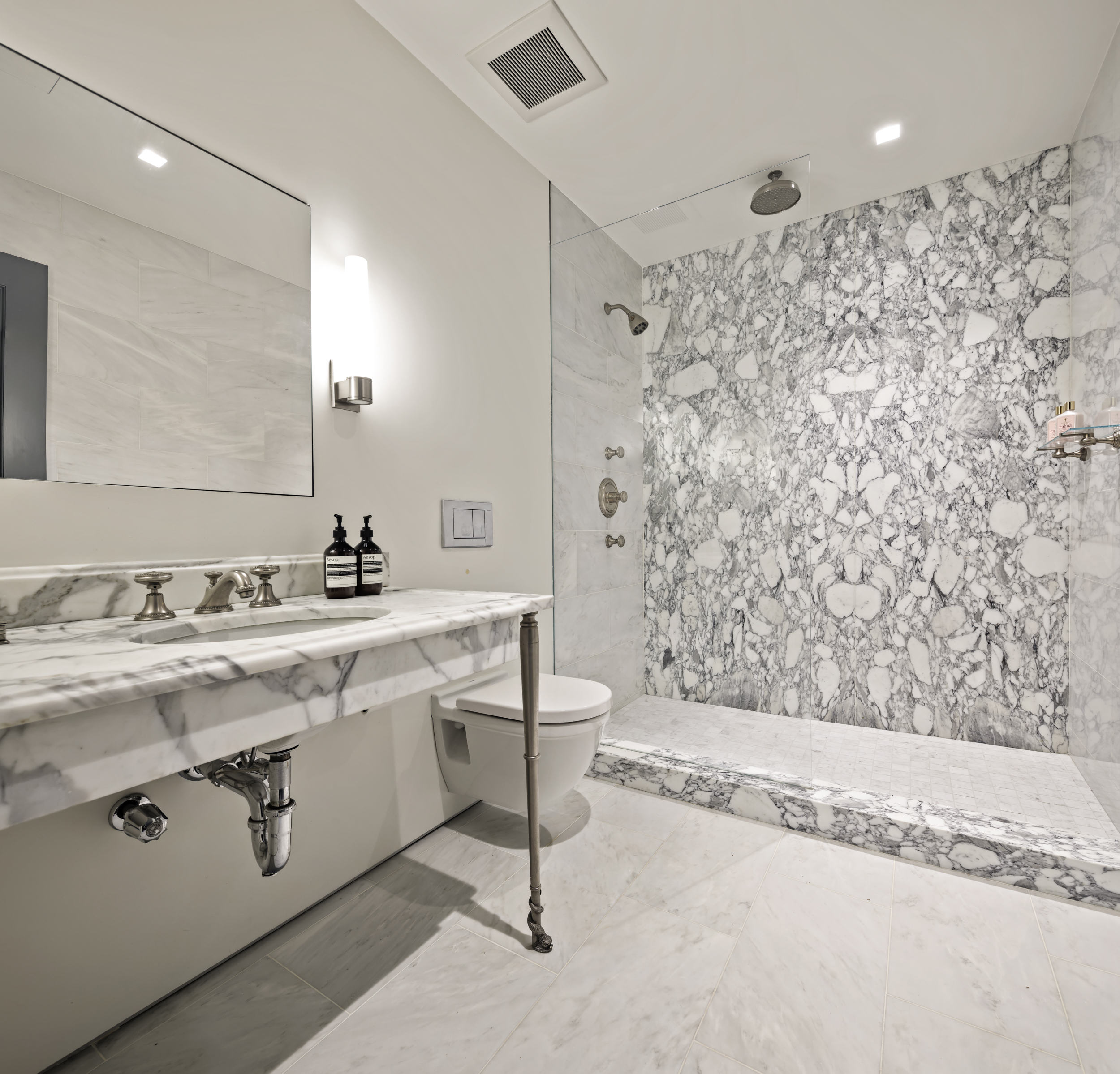 58 Bank Street Manhattan, NY 10014 - Photo 25 of 32