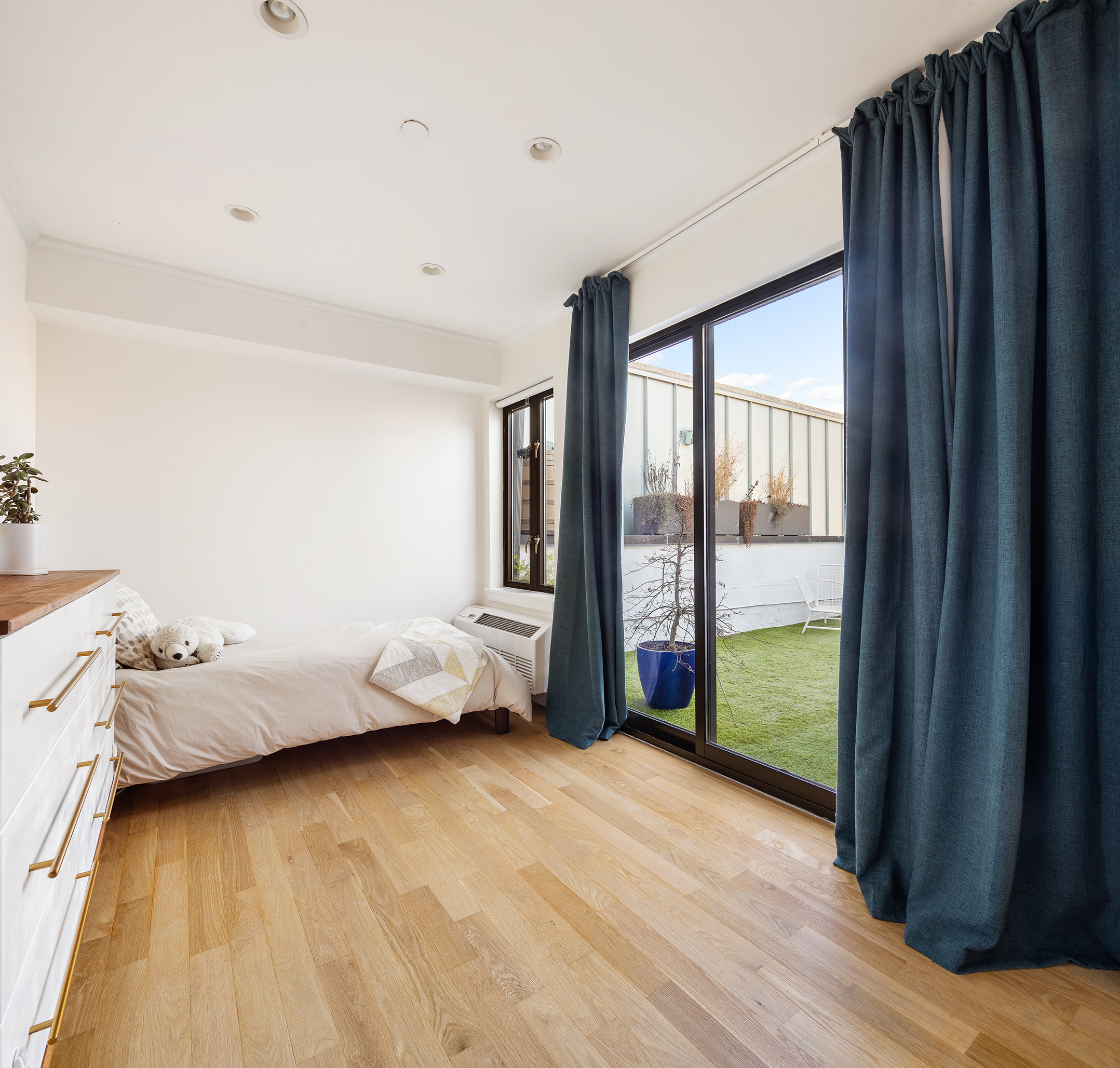 715 Prospect Place, Unit 4B Brooklyn, NY 11216 - Photo 8 of 12